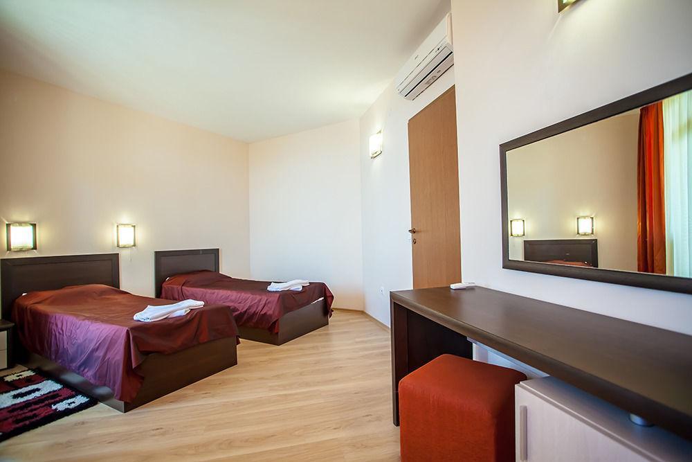 Saint Thomas Holiday Village Созополь Экстерьер фото
